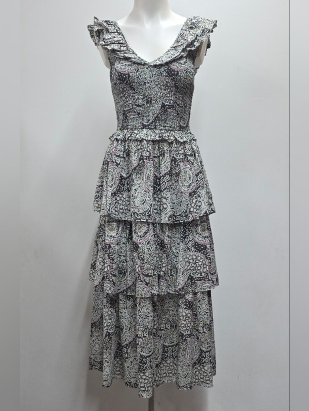 Cleobella Lucy Midi Dress Tiered Skirt Paisley Women's XS Feminine Timeless